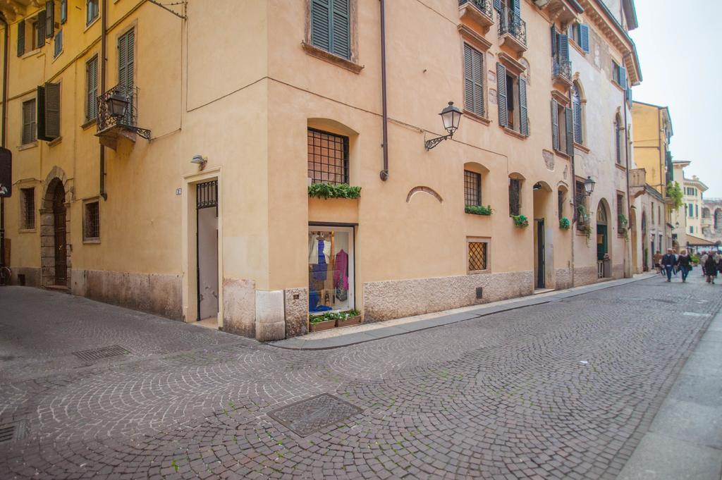 Italianflat - La Residenza Del Cantante Верона Экстерьер фото